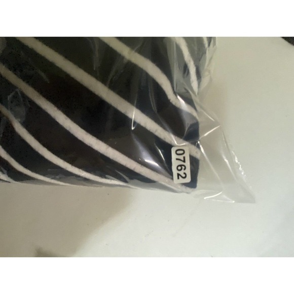 Torrid Shirt Womens 2X Black White Stripe Open Back Sleeveless Blouse Top - Picture 8 of 8